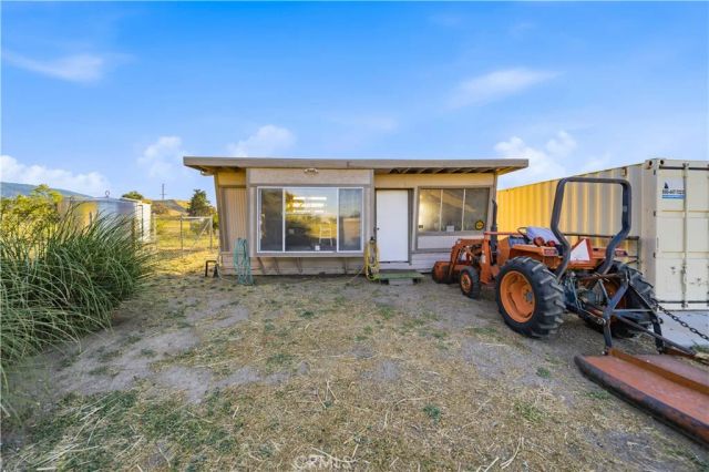 28241 Lancaster Road, Lancaster, CA 93536