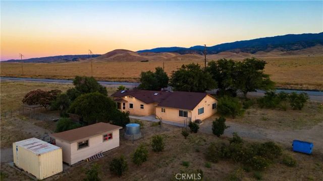 28241 Lancaster Road, Lancaster, CA 93536