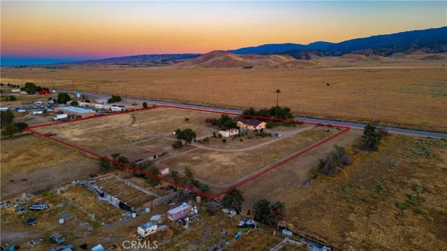 28241 Lancaster Road, Lancaster, CA 93536