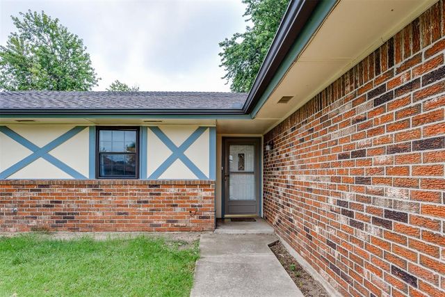10312 Birkenhead Road, Yukon, OK 73099