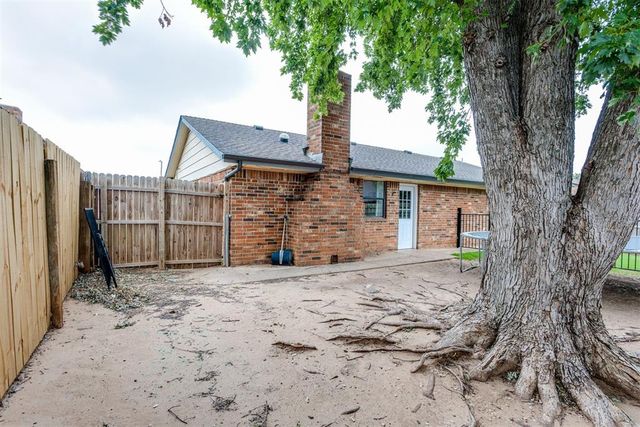 10312 Birkenhead Road, Yukon, OK 73099