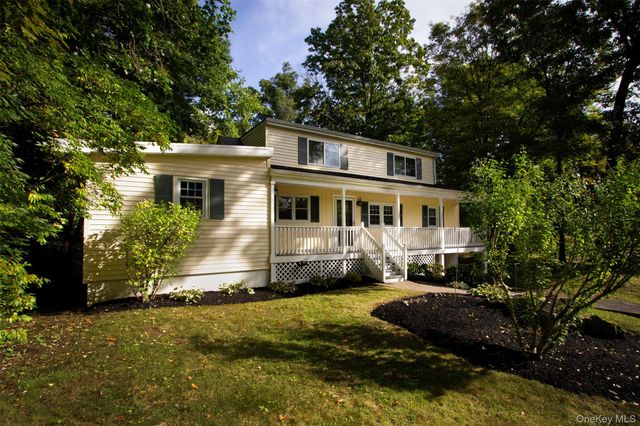 9 Horns Park Road, Poughkeepsie, NY 12538