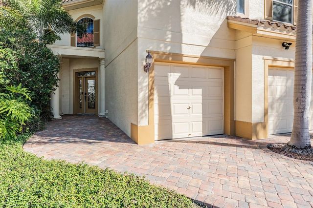 8685 BAYOU WAY N, Pinellas Park, FL 33782