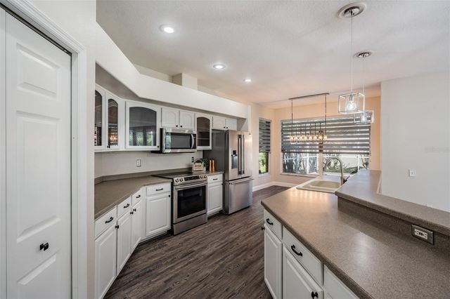 8685 BAYOU WAY N, Pinellas Park, FL 33782