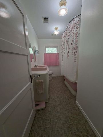 14025 Oak Lake Village Drive, Needville, TX 77461