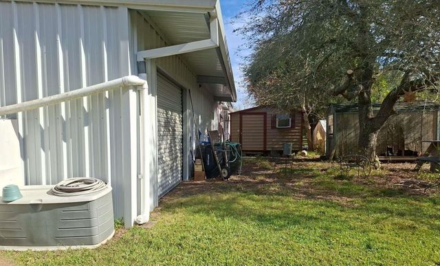 14025 Oak Lake Village Drive, Needville, TX 77461