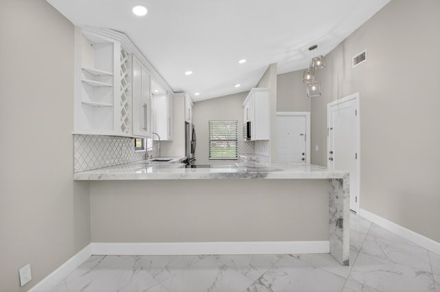 8216 Sweetbriar Way, Boca Raton, FL 33496