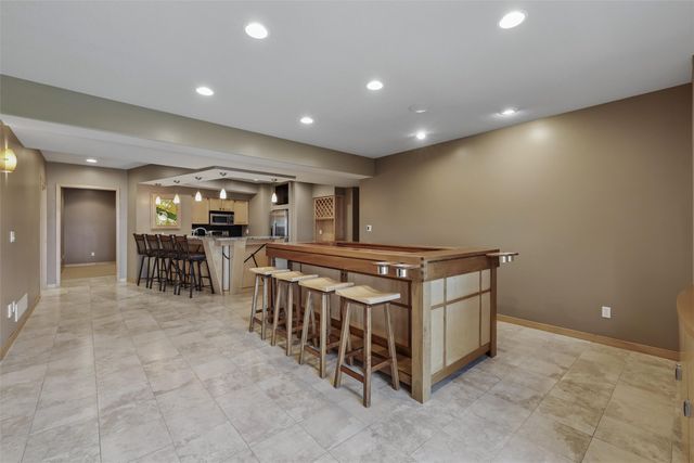 4303 161st Street, Urbandale, IA 50323