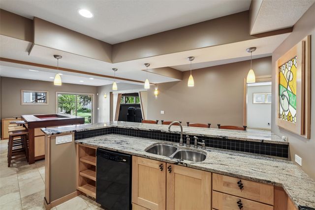 4303 161st Street, Urbandale, IA 50323