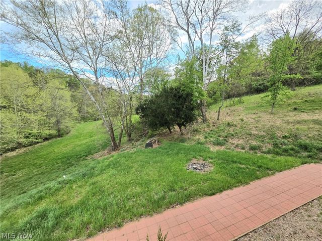 131 Loretto Lane, Parkersburg, WV 26101