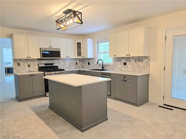 131 Loretto Lane, Parkersburg, WV 26101