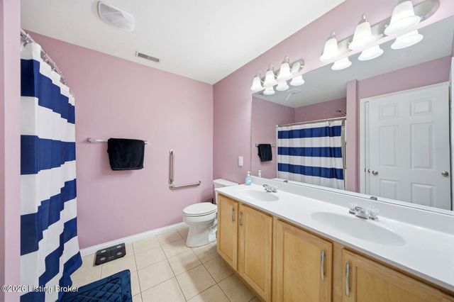 8903 Stara Way, Jeffersontown, KY 40299