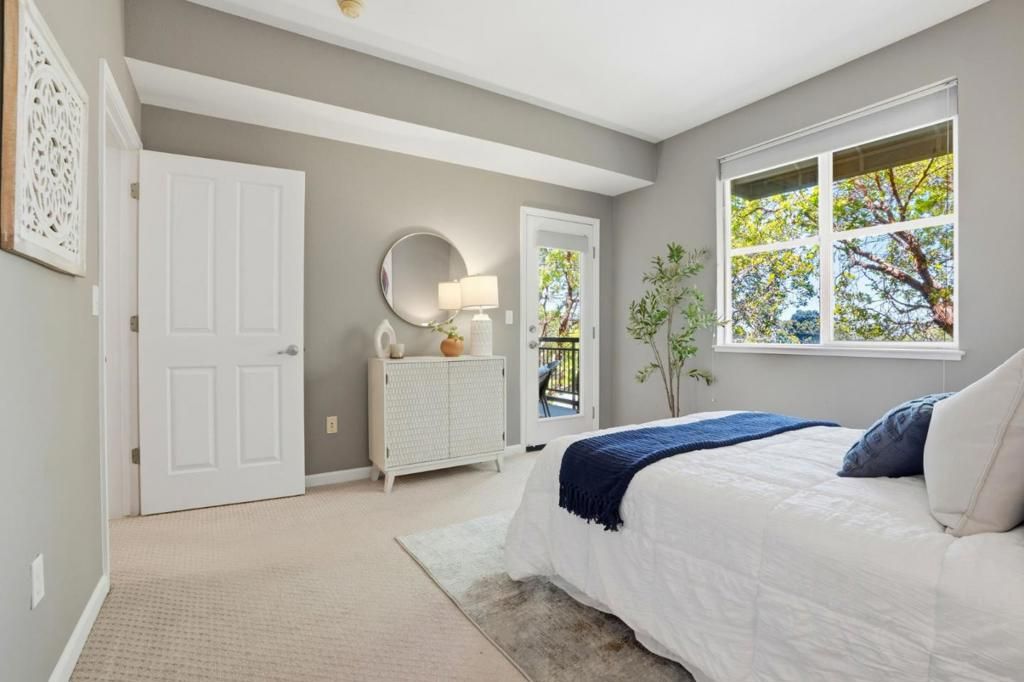 Image 15 of property listing at 1982 W Bayshore Road 322, East Palo Alto, CA 94303