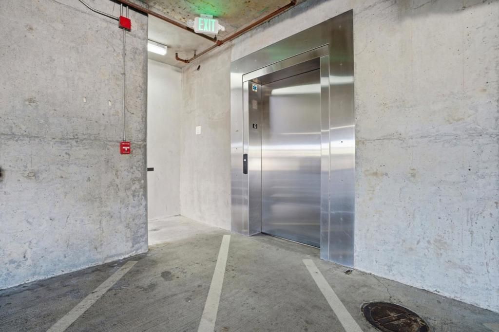 Image 24 of property listing at 1982 W Bayshore Road 322, East Palo Alto, CA 94303