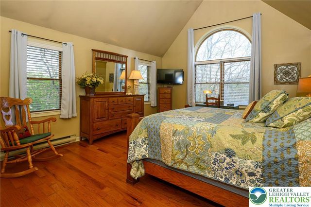 1254 Sky High Terrace, Chestnuthill Twp, PA 18330