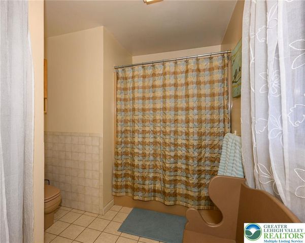 1254 Sky High Terrace, Chestnuthill Twp, PA 18330