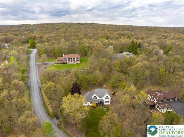 1254 Sky High Terrace, Chestnuthill Twp, PA 18330