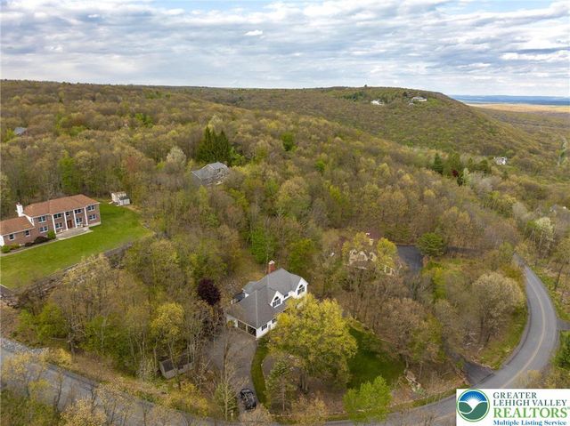 1254 Sky High Terrace, Chestnuthill Twp, PA 18330