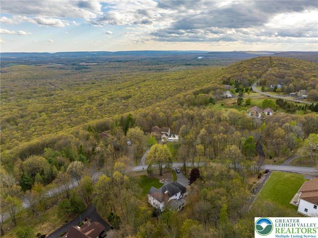 1254 Sky High Terrace, Chestnuthill Twp, PA 18330