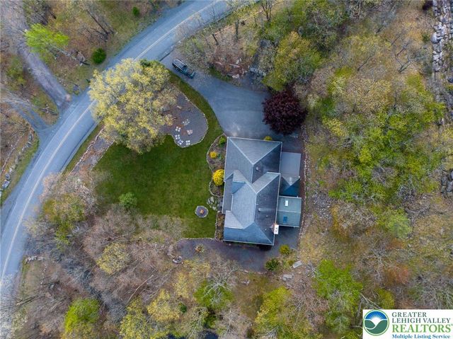 1254 Sky High Terrace, Chestnuthill Twp, PA 18330