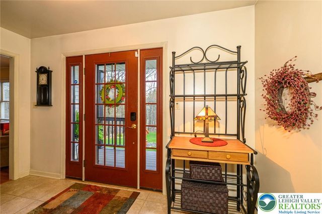 1254 Sky High Terrace, Chestnuthill Twp, PA 18330