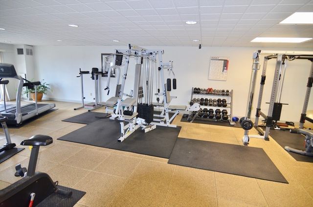 1001 Marina Dr 301, Quincy, MA 02171