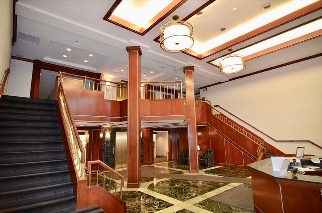 1001 Marina Dr 301, Quincy, MA 02171