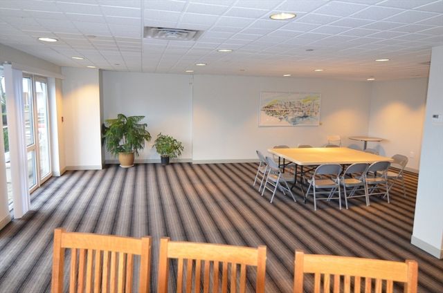 1001 Marina Dr 301, Quincy, MA 02171