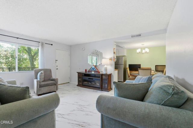 408 Burchett Street 3, Glendale, CA 91203