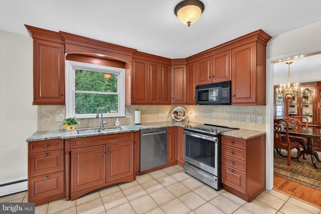 115 VALLEY VIEW, New Cumberland, PA 17070