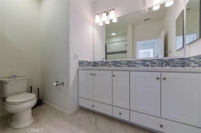 229 Rodeo, Irvine, CA 92602