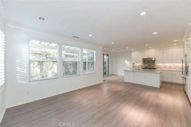 229 Rodeo, Irvine, CA 92602