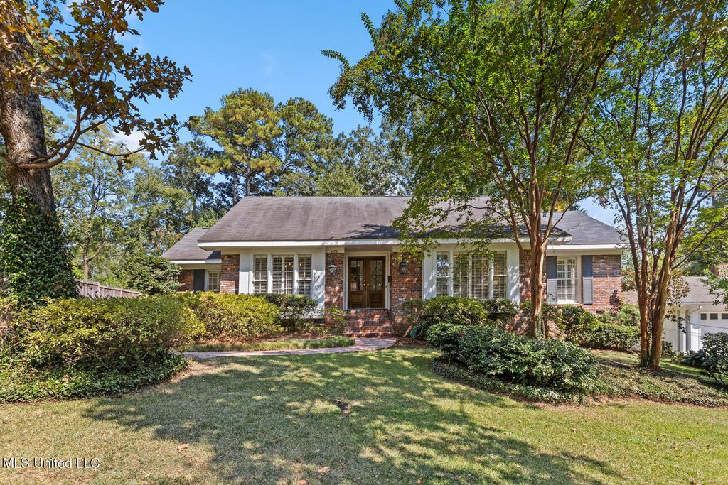 4636 Nottingham Road, Jackson, MS 39211