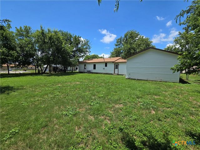 101 E Halstead Avenue, Copperas Cove, TX 76522