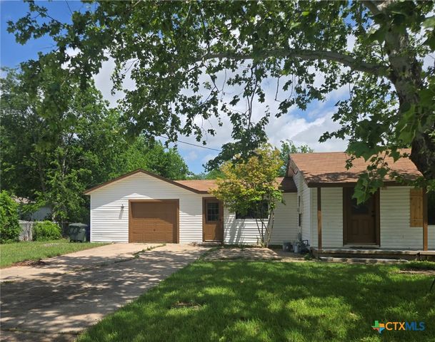 101 E Halstead Avenue, Copperas Cove, TX 76522