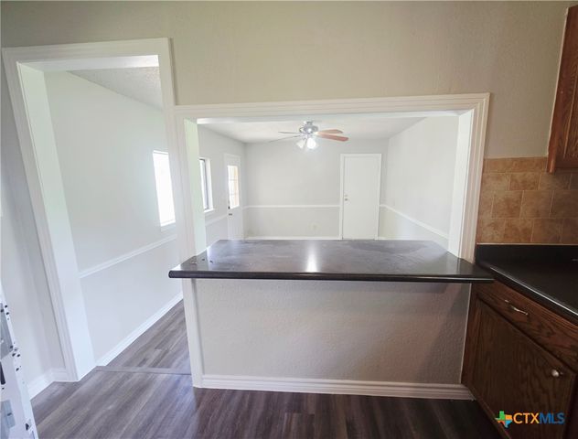 101 E Halstead Avenue, Copperas Cove, TX 76522