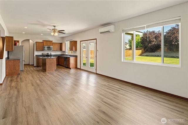 2005 W Sunnyview Lane, Ellensburg, WA 98926