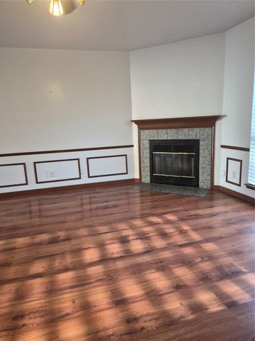 5524 Royal Meadow Lane, Arlington, TX 76017