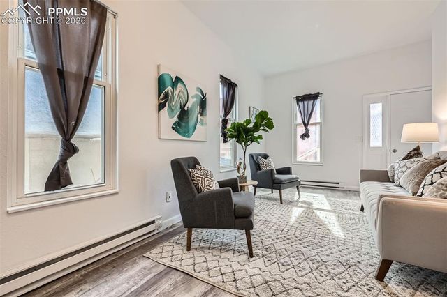 2 Narrows Road, Manitou Springs, CO 80829