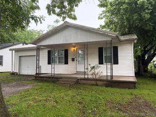 19 S Orphan Street, Pryor, OK 74361