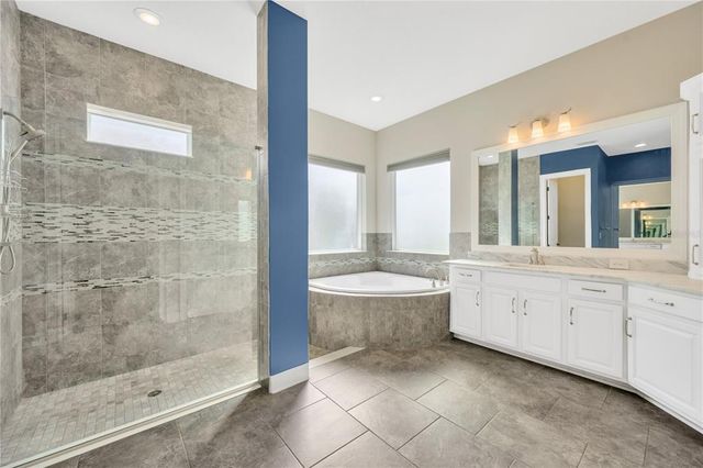 6008 WATERCOLOR DRIVE, Lithia, FL 33547
