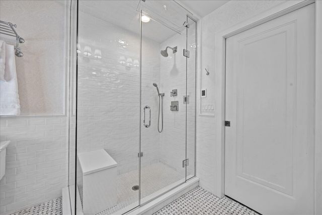 955 Vernon Avenue, Winnetka, IL 60093