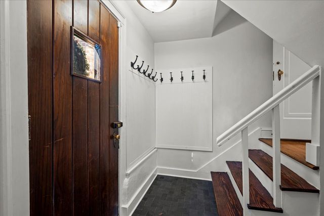 955 Vernon Avenue, Winnetka, IL 60093