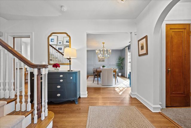 955 Vernon Avenue, Winnetka, IL 60093