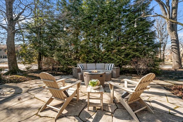 955 Vernon Avenue, Winnetka, IL 60093