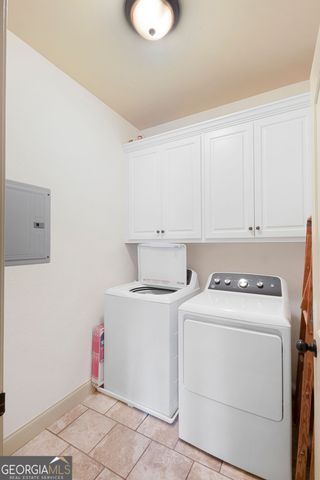 241 Spring Hill Drive, Ellerslie, GA 31807