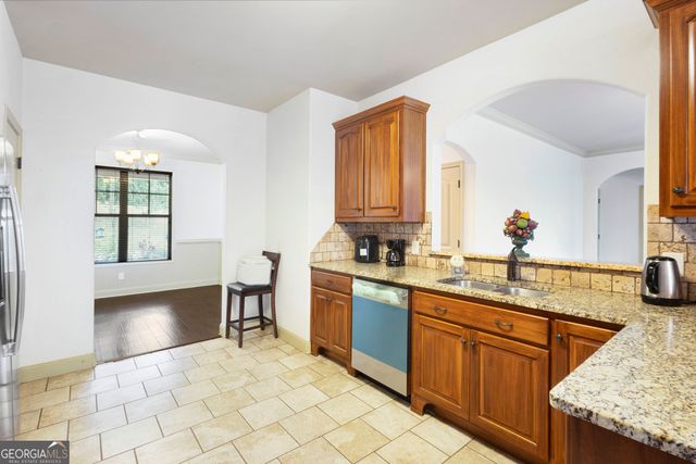 241 Spring Hill Drive, Ellerslie, GA 31807
