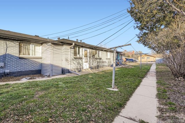 6700 W 37th Place, Wheat Ridge, CO 80033