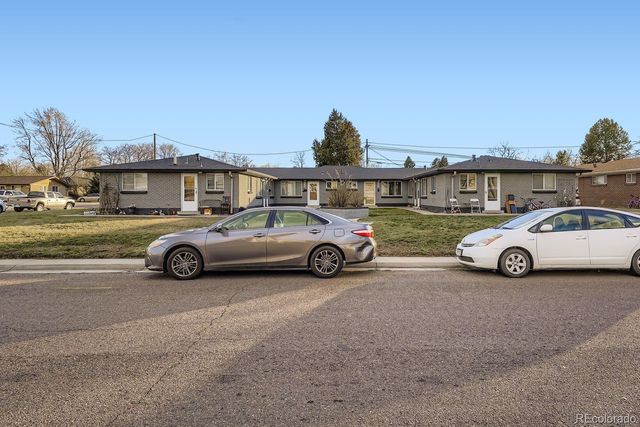 6700 W 37th Place, Wheat Ridge, CO 80033