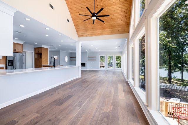 4175 CEDAR POINT RD, Lakeland, TN 38002